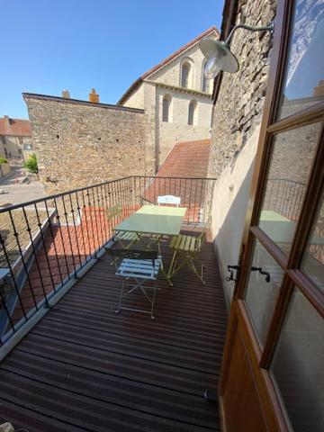 La Mansarde De L Abbaye Lägenhet Cluny Exteriör bild